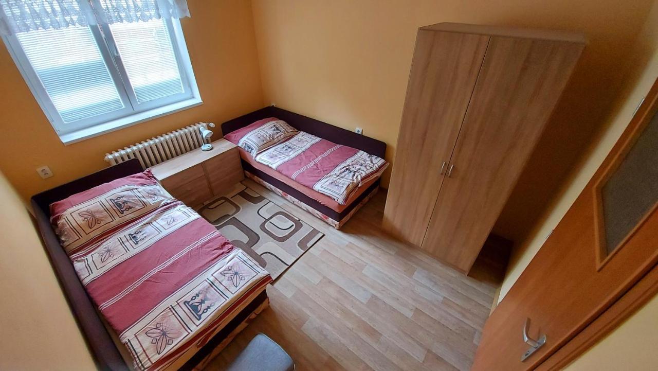 Apartman Jaruska Tyn nad Vltavou Exterior photo